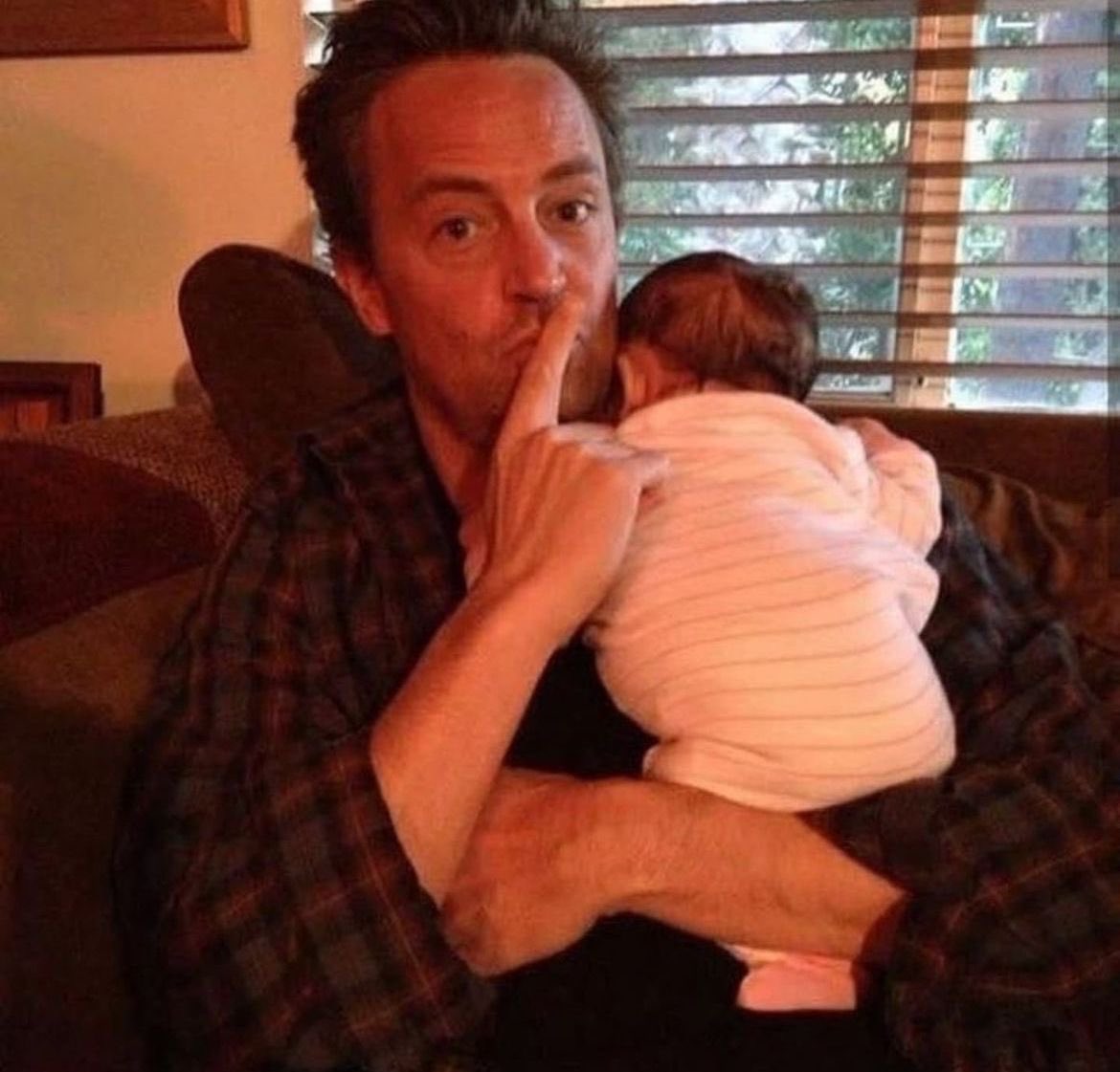 aaqit_'s tweet photo. 2 years without #Matthew_Perry 
he’ll always be more than just an actor
a man who made the world laugh while quietly fighting his own battles

you’ll never be forgotten chandler bing https://t.co/vzqiLxIGu8