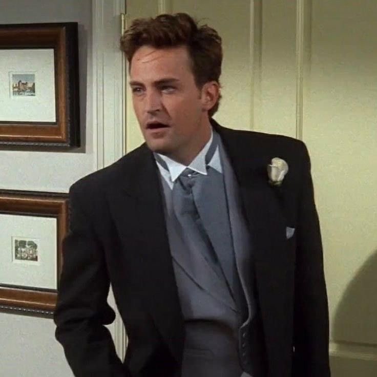aaqit_'s tweet photo. 2 years without #Matthew_Perry 
he’ll always be more than just an actor
a man who made the world laugh while quietly fighting his own battles

you’ll never be forgotten chandler bing https://t.co/vzqiLxIGu8