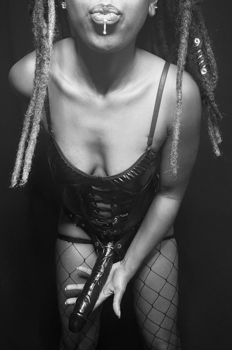 oshun_princess's tweet photo. Let me spit in your mouth and face while you suck my bbc like the little slut you are 

Findom ebony goddess spit saliva humiliation degradation sph forcedbi finsub whalesub fishnets femdom cuck cuckold bnwo sissy beta submissive strapon dildo whiteboi https://t.co/Z5x9xRc3oi