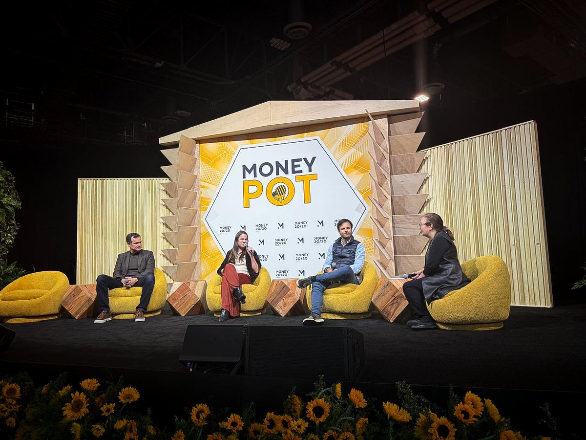 🚀 ¡Querida comunidad FinTech!

Nuestra Directora General, Claudia Núñez Sañudo, participó ayer en la sesión interactiva “LATAM MeetUp” de <a href="/money2020/">Money20/20</a> USA — uno de los encuentros más importantes del mundo sobre #InnovaciónFinanciera.

💬 Durante esta conversación se compartieron