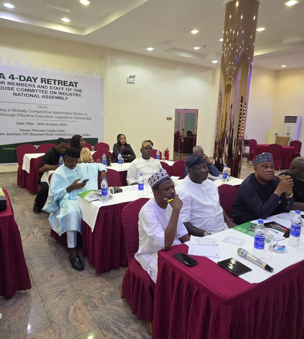 AbuKusada's tweet photo. #Legislativework
DAY 2: A 4-day retreat organized by the @HouseNGR Committee on Industry, facilitated by the APRC aimed at strengthening Nigeria’s automotive sector through improved collaboration between the executive and legislative arms of government. https://t.co/843yBFal25