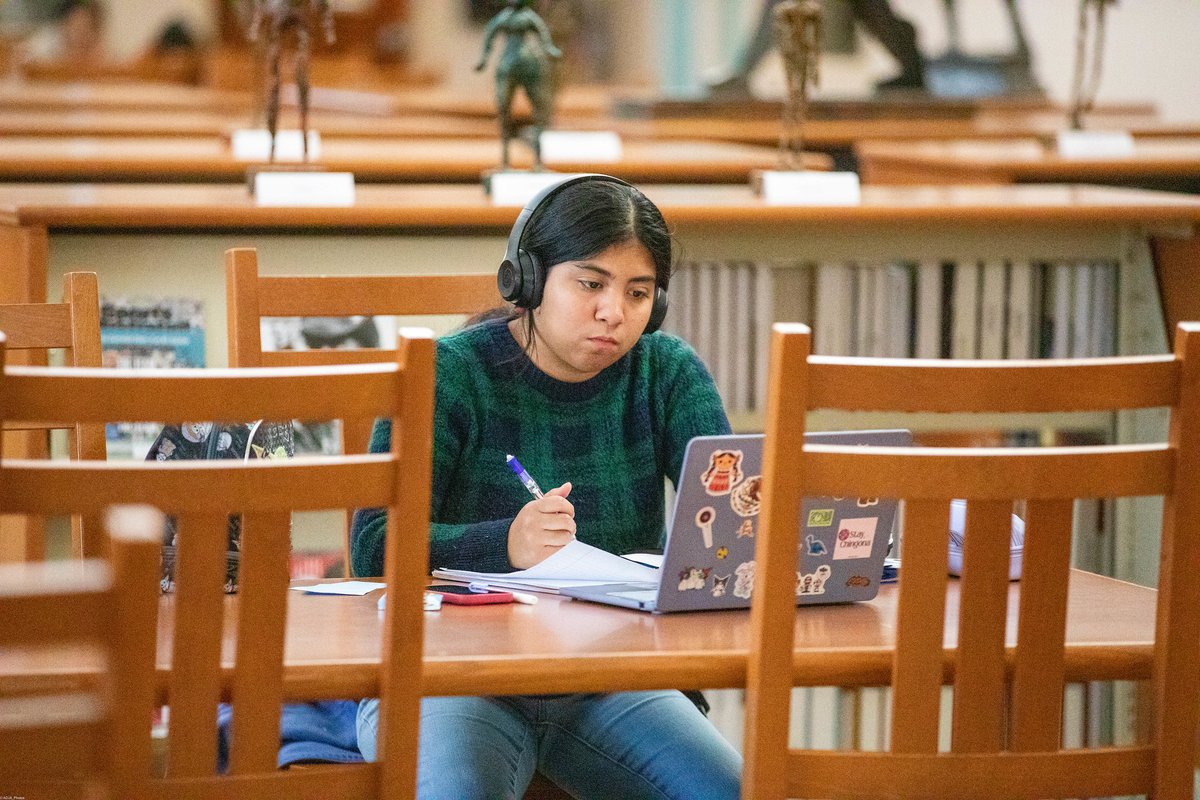 🚀 Ready for a career change into tech?
You don’t have to leave your job or your city.
Lemoore College offers a Computer Information Systems program that fits your schedule and sets you up for a future in IT.
✅ Learn more: westhillscollege.com/lemoore/degree… #FlexYourFuture