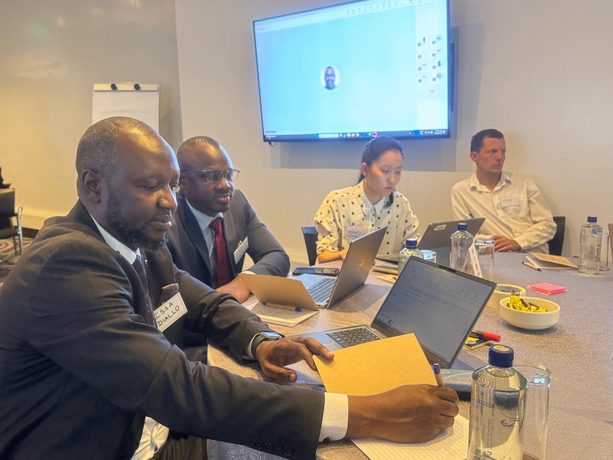 WHOAFRO's tweet photo. In #Nairobi this week, @WHO is engaging with countries and partners to strengthen Africa’s #PandemicFund portfolio — reviewing lessons, implementation and co-designing the 2026 roadmap for impactful delivery.

Thanks to the @Pandemic_Fund, countries are strengthening systems for early warning, disease surveillance, lab capacity and workforce development.