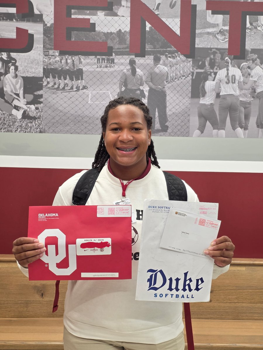 Came home from a day of workouts, soccer practice, and hitting to some mail! Thank you to all the coaches and staff at <a href="/OU_Softball/">Oklahoma Softball</a>, <a href="/DukeSOFTBALL/">Duke Softball</a>, and <a href="/MizzouSoftball/">Mizzou Softball</a>! <a href="/jtgasso/">JT Gasso</a> <a href="/GassoPatty/">Patty Gasso</a>  <a href="/CoachLarissaA/">Larissa Anderson</a> <a href="/CoachJayGwyn/">Assistant Softball Coach, MIZZOU</a> @CoachBella <a href="/DukeCoachYoung/">Marissa Young</a> <a href="/oliviaadyan/">“Coach Liv” Olivia Watkins</a> <a href="/CoachTaylor_W/">Taylor Wike</a>