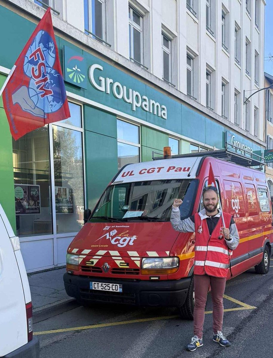 SamuelLegris's tweet image. ✊ Nous étions présents en nombre ce midi devant le conseil de prud'hommes de #Pau pour combattre les répressions syndicales et afficher notre soutien à notre camarade #Timothée Esprit face à l'acharnement de la direction de #Toray !
🙏 Crédit photo : @JacGuilbert / @Alan_Galiza