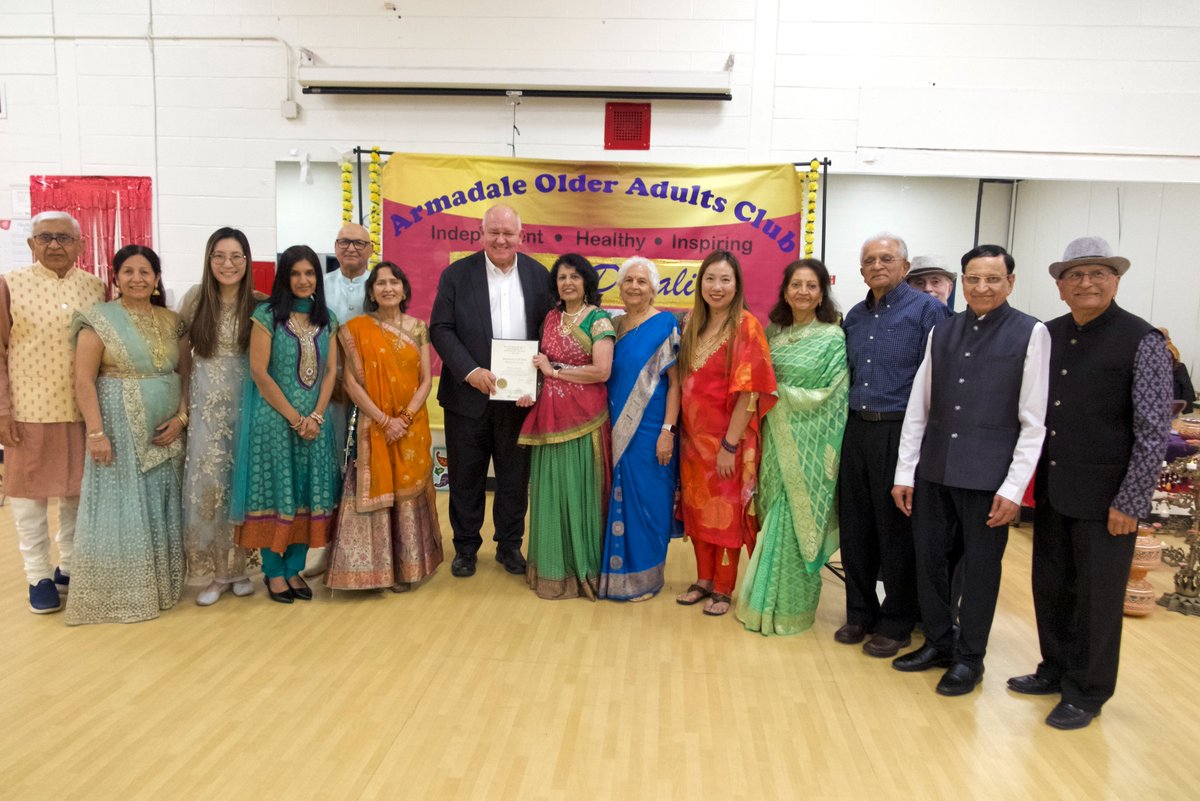 frankscarpitti's tweet image. Had a wonderful time joining the Armadale Older Adults Club for their Diwali celebration! Grateful for the chance to celebrate the Festival of Lights with such a vibrant community and to share in its rich traditions and spirit. 🪔

#Diwali2025 #FestivalOfLights