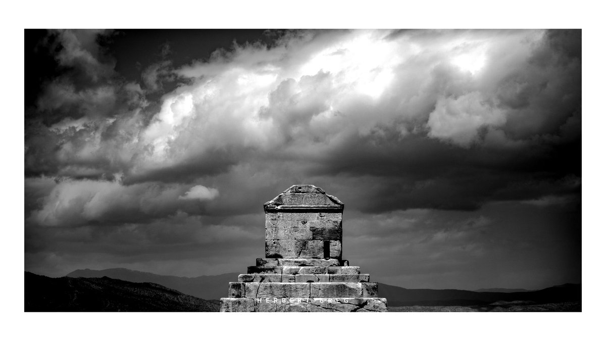 ایران به تو می اندیشد.

این جمله را بخاطر بسپارید.