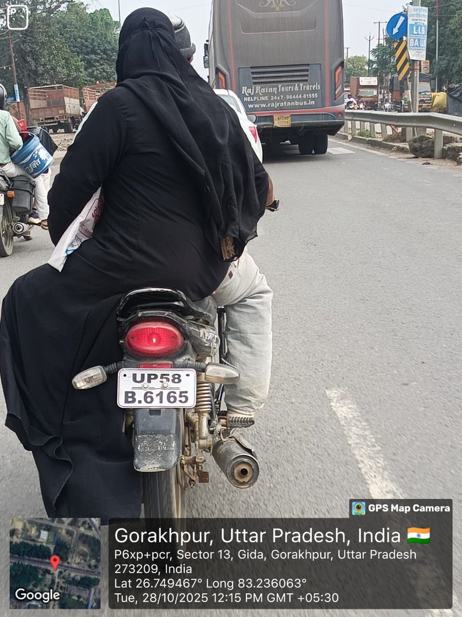 FollowMVAct1988's tweet photo. UP58 B 6165
12:15pm, 28/10/2025
सेक्टर 13, गिड़ा, गोरखपुर, UP
#Rid Hedg❌MVA 129/194D रु1000
#Pill Hedg❌MVA 129/194D, रु1000×2=रु2000
#Insurance❌(Sec 146/196 रु2000)
शेष कमेंट पढ़ें >
@gorakhpurpolice @Uppolice 
@dgpup @uptrafficpolice
@diggorakhpur @CMOfficeUP
@myogiadityanath https://t.co/veJ50Lkmze