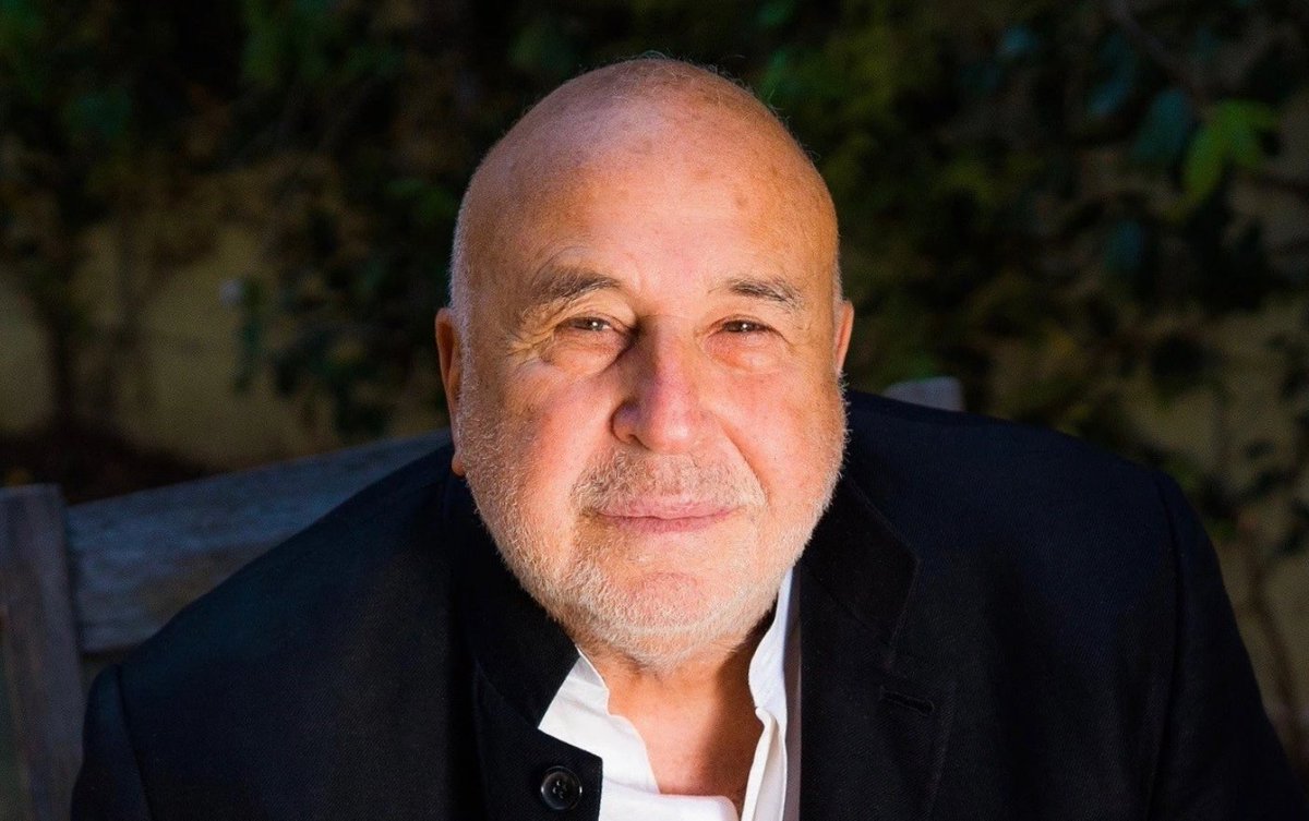 Larry namer tweet media