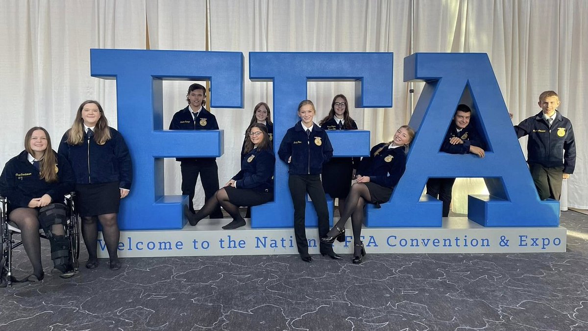 hoosieragtoday's tweet photo. BREAKING: @NationalFFA announced today that the National FFA Convention &amp; Expo will continue to be held in Indianapolis through at least 2040. 

We'll have full coverage at https://t.co/rddaQA9Yxy—presented by @KeystoneCoop. #FFA25 https://t.co/B5Joh1uKRm
