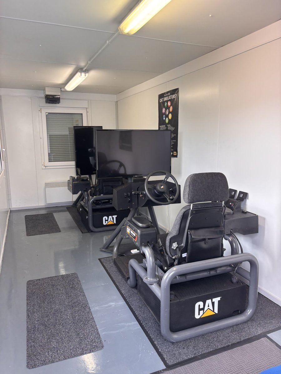 upskillinwales's tweet image. #excavator &amp;amp; #dumptruck #simulators now available to help support with your practical tests #cpcs #Npors