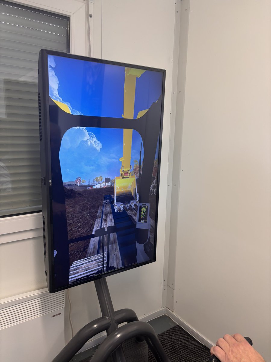 upskillinwales's tweet image. #excavator &amp;amp; #dumptruck #simulators now available to help support with your practical tests #cpcs #Npors