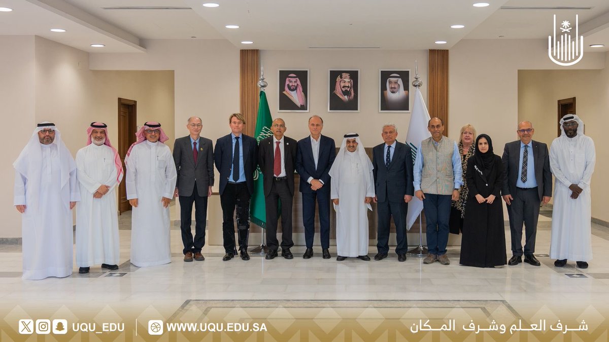 سعدت اليوم برئاسة اجتماع المجلس الاستشاري الدولي لـ #جامعه_أم_القرى والذي يضم نخبة من خبراء وقادة جامعات عالمية. كان اجتماعاً مثمراً ؛ اطلع فيه أعضاء المجلس على استراتيجية وإنجازات الجامعة ونوقش خلاله عددٌ من المواضيع التي تُعنى بها الجامعة في البحث والتعليم والابتكار والاستدامة.