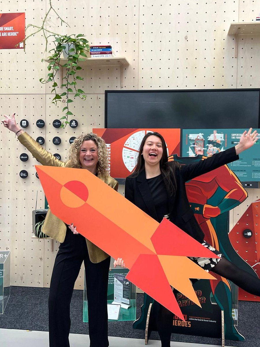 Tussen 17 en 21 november staat onze CEO Puck van Holsteijn voor één dag haar plek af aan een enthousiaste, gedreven en leergierige student. Ben jij benieuwd hoe het is om een bedrijf te leiden? En ben je 3e of 4e-jaars student? Meld je dan aan!👉 hortiheroes.com/agenda/directe…