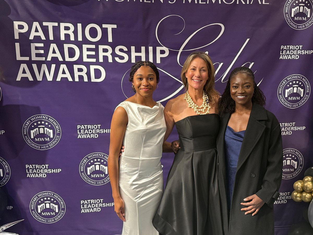 studentvets's tweet image. Jared, Tammy,  Maya Oliver and Sandra Asante were honored to attend the Military Women’s Memorial Gala, celebrating an unprecedented gathering of ten four-star generals whose leadership and service have paved the way for future generations.