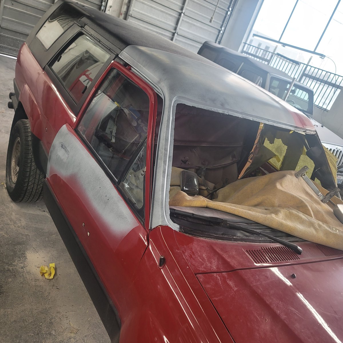 RefinishWay's tweet photo. Did you know? 🤔 Rust can spread fast and weaken your car’s body structure. Stop rust in its tracks and protect your investment.  #RustRepair #AutoBody #AutoBodyRepair #AutoBodyRefinish #NarrowWayRefinish #QueenAnneAutoBody #NWBedliners https://t.co/vMdLtsa6nP