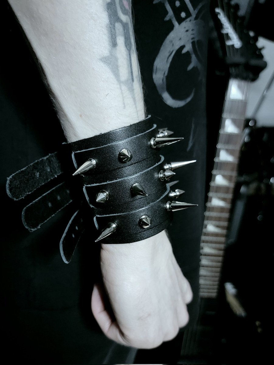 Tombthread666's tweet image. New product - Forged in the shadowed crypts of Tombthread, the Infernal Restraint bracers embody the spirit of black metal, uncompromising, defiant, and eternal.
Each piece is adorned with three heavy rows of steel spikes and dual buckle closures.