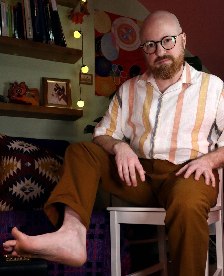 Could really use a foot rub right now, any volunteers?😏⁠
⁠
⁠ instagr.am/p/DQXLg-LEmcR/