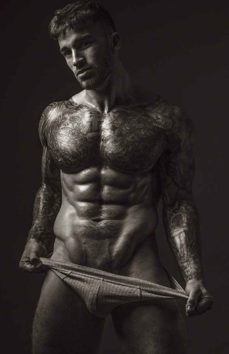 Stunning shots of gorgeous <a href="/hatts17/">Chris Hatton</a> by the amazing <a href="/JamesRupapara/">James Gray Rupapara</a> enjoy &amp; share ladies 💋