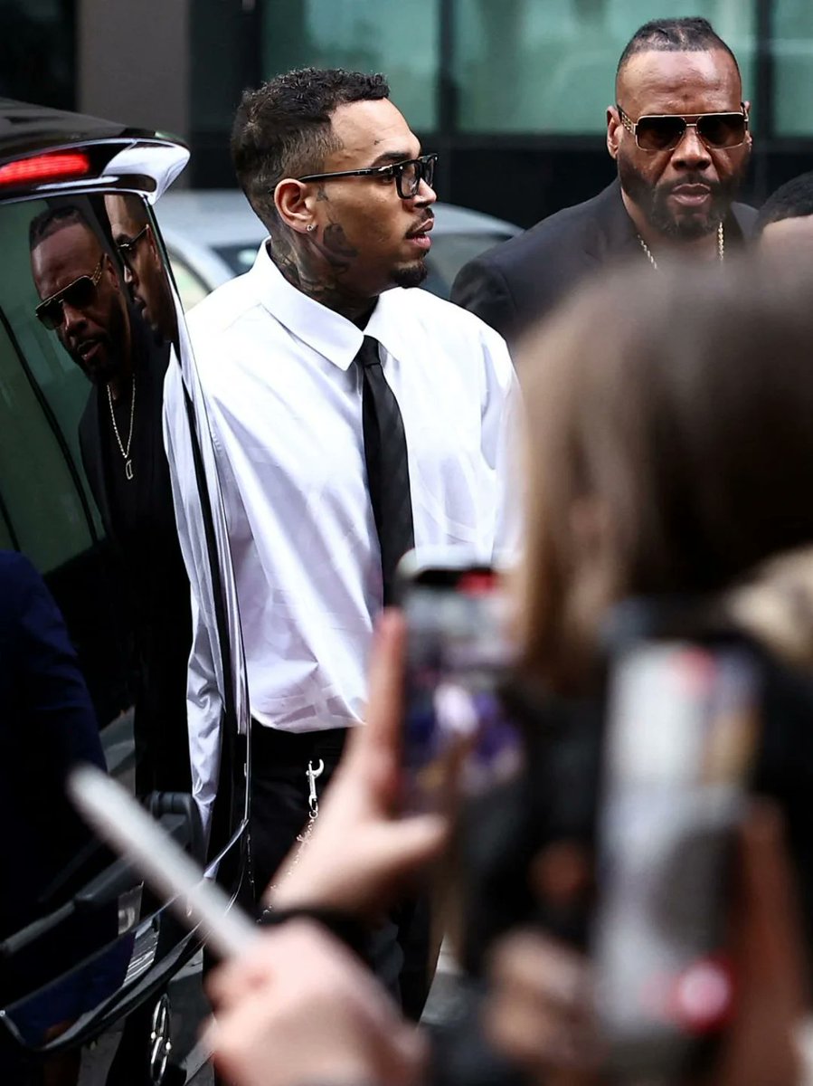 Chris at Southwark Crown Court, in London, UK! 🤍🇬🇧