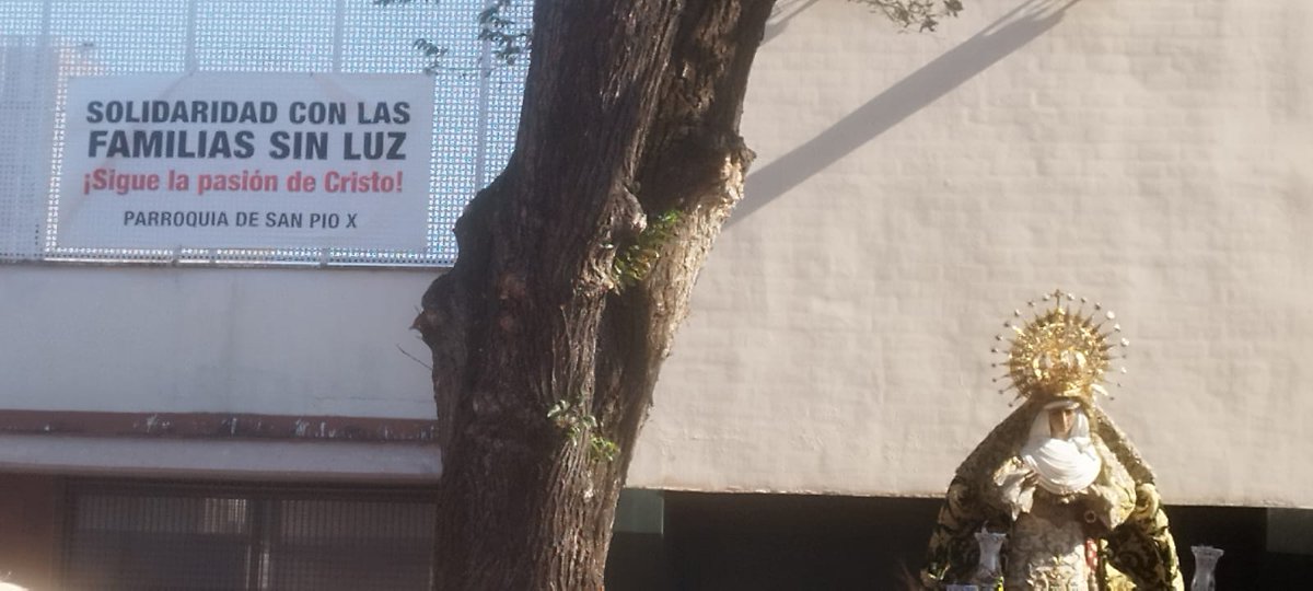 La Esperanza de Triana en el Polígono Sur, las sombras que iluminó.

Cuando no se ponen los medios, es porque no se quieren poner.

Comunicado 👇