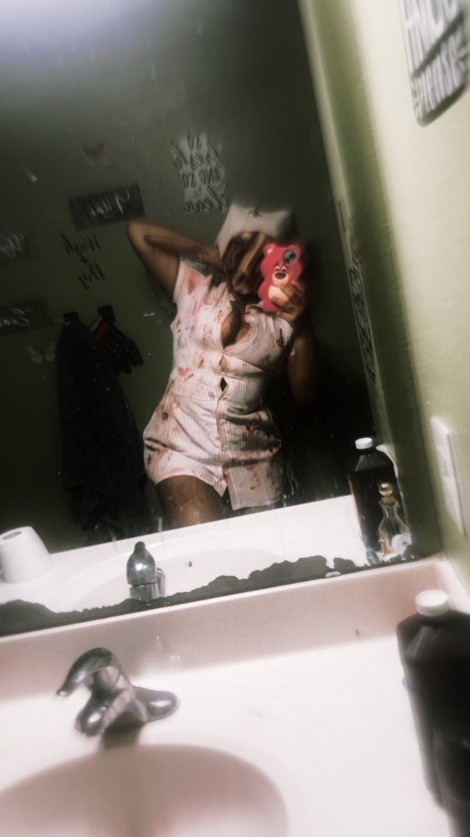 here is my first submission 
bubblehead nurse :3