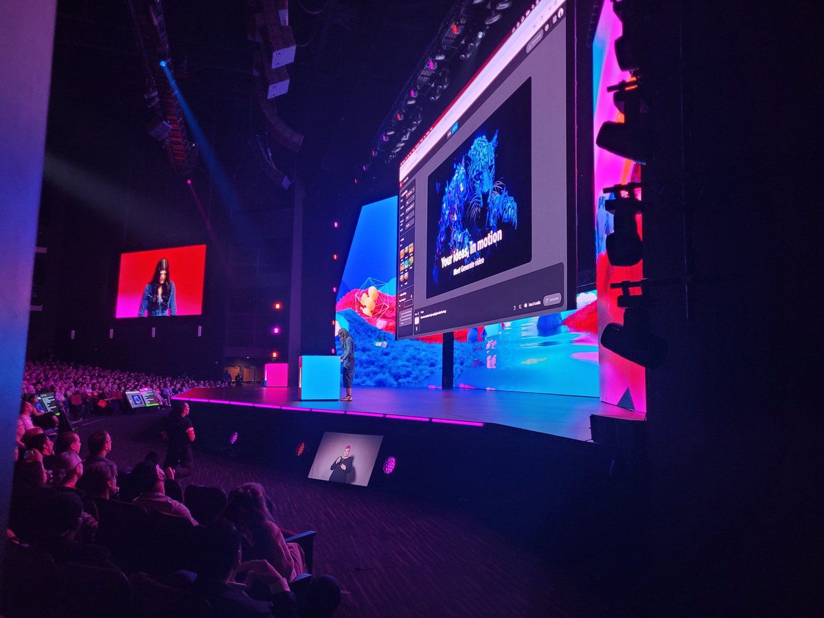 MsSonicFlare's tweet image. Keynote @cryptocom peacock theater 
Amazing full house! All of the creativity and innovation under one roof! 

#AdobeFirefly #adobemax  #adobecreativecloud #YouTube 

#BehindTheScenes
#Backstage
#24NotionMedia