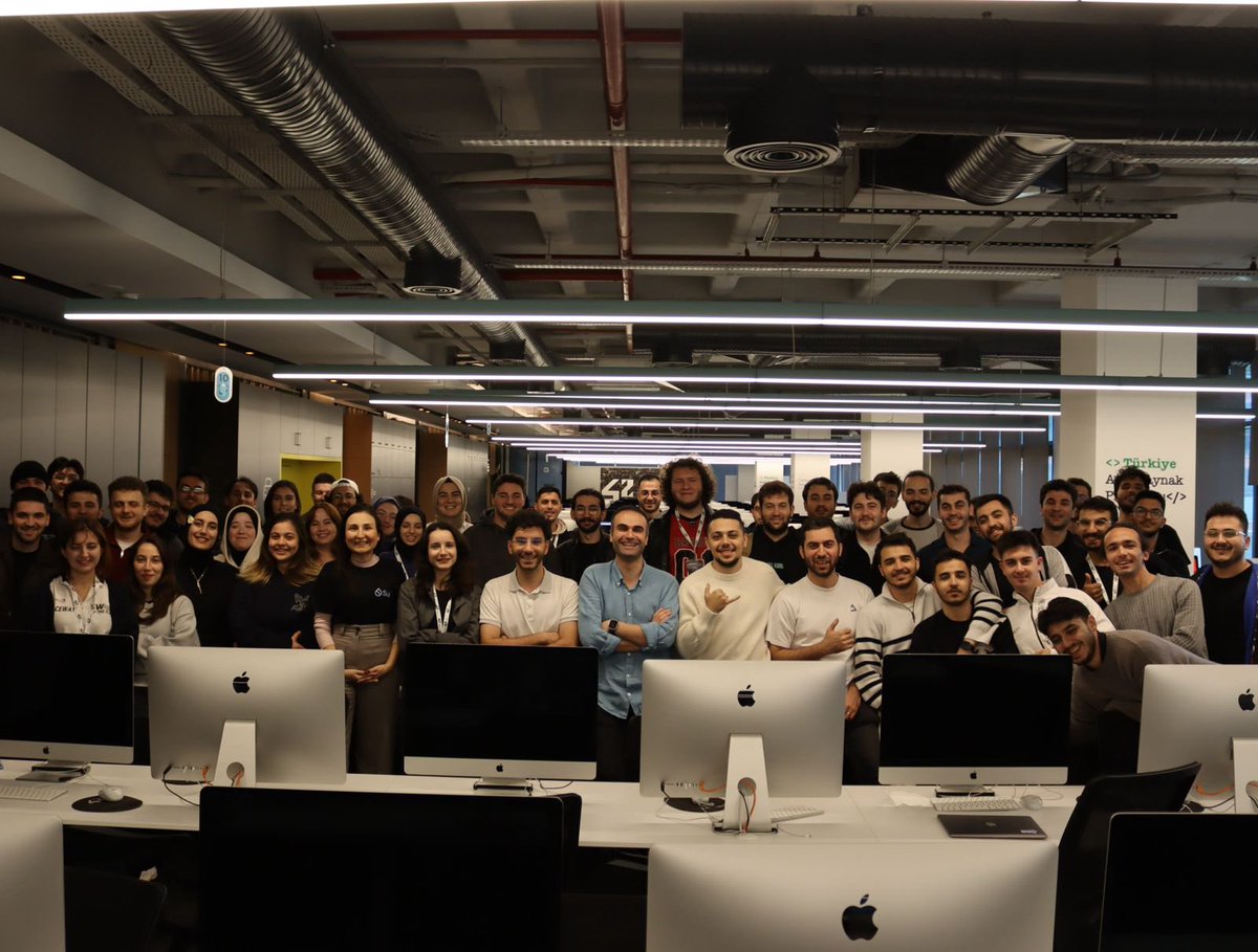 EgeCrypto's tweet image. What an incredible experience at the Sui Türkiye Hackathon!
Proud of our @OverBlock_ team for building, learning, and connecting with amazing people in the ecosystem. 💪