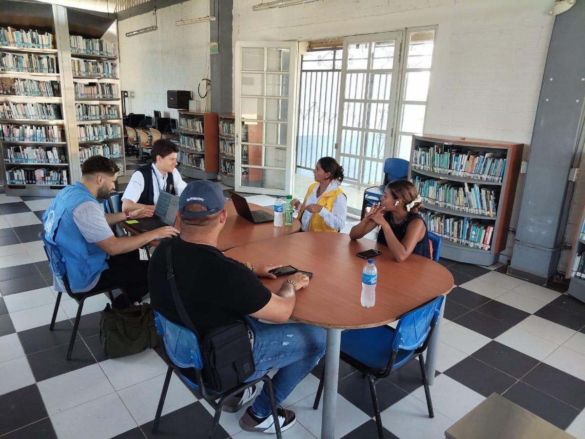 MinInterior's tweet photo. Instalamos la Mesa Territorial de Garantías Subregional del Bajo Atrato en Riosucio – Chocó, con la participación de@UNPColombia, @ConsejeriaDDHH,#OCCP, @ComisionadoPaz, el acompañamiento de CIJYP (Comisión Intereclesial de Justicia y Paz), y representantes de comunidades étnicas, organizaciones sociales y autoridades locales.

Damos un paso decisivo para fortalecer la articulación institucional y avanzar en la implementación de acciones que garanticen los derechos de los liderazgos sociales y defensores de derechos humanos en la región.

#ConDignidadCumplimos