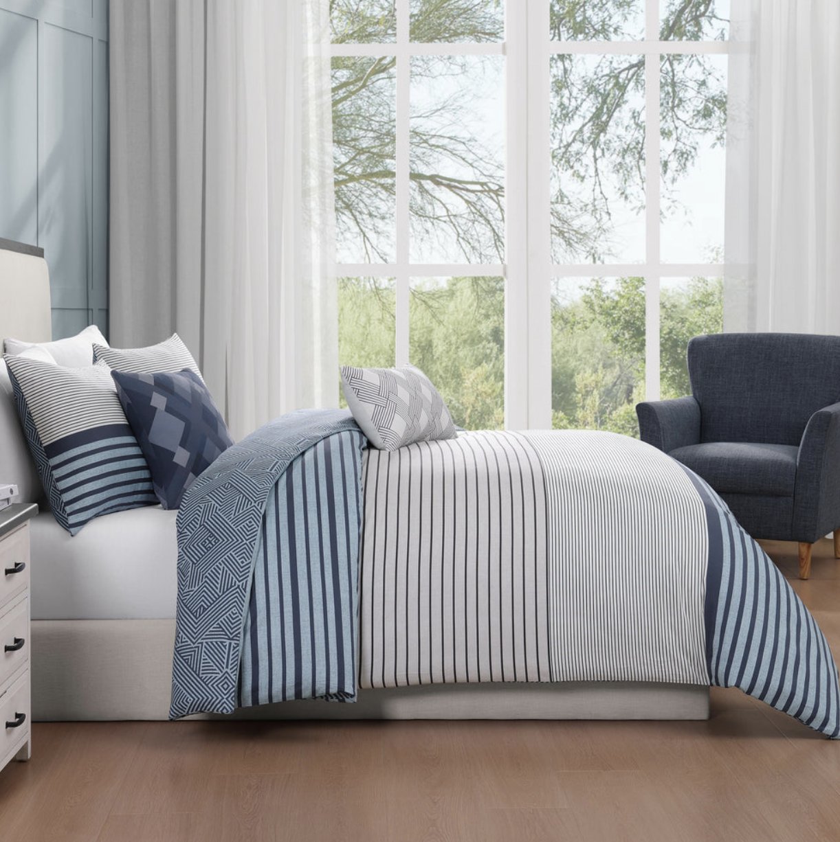 Blue Geo Lines Comforter Set bebejan