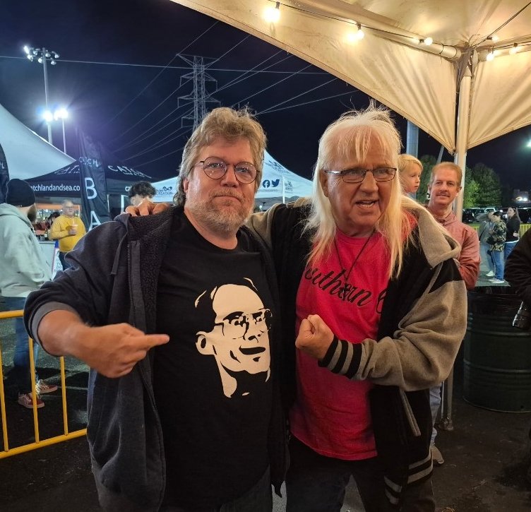 TillToons's tweet photo. @TheJimCornette was represented proudly in Hendersonville last Thursday at Jeff Jerrett's All Star Superslam at Pig Fest. Ricky Morton approved. https://t.co/MRiB4cvTfB