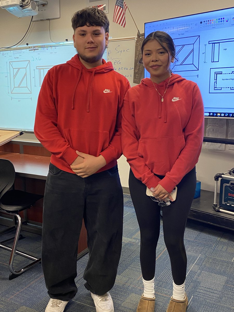 WapatoSD's tweet image. 👯‍♀️ Twin vibes at Wapato High! Our students showed off their creativity and school spirit for Twinning Day as part of our Halloween Spirit Week 🎃💙🐺 Way to go, Wolves — you make school spirit look good! #WapatoPride #WolfPackSpirit #SpiritWeek