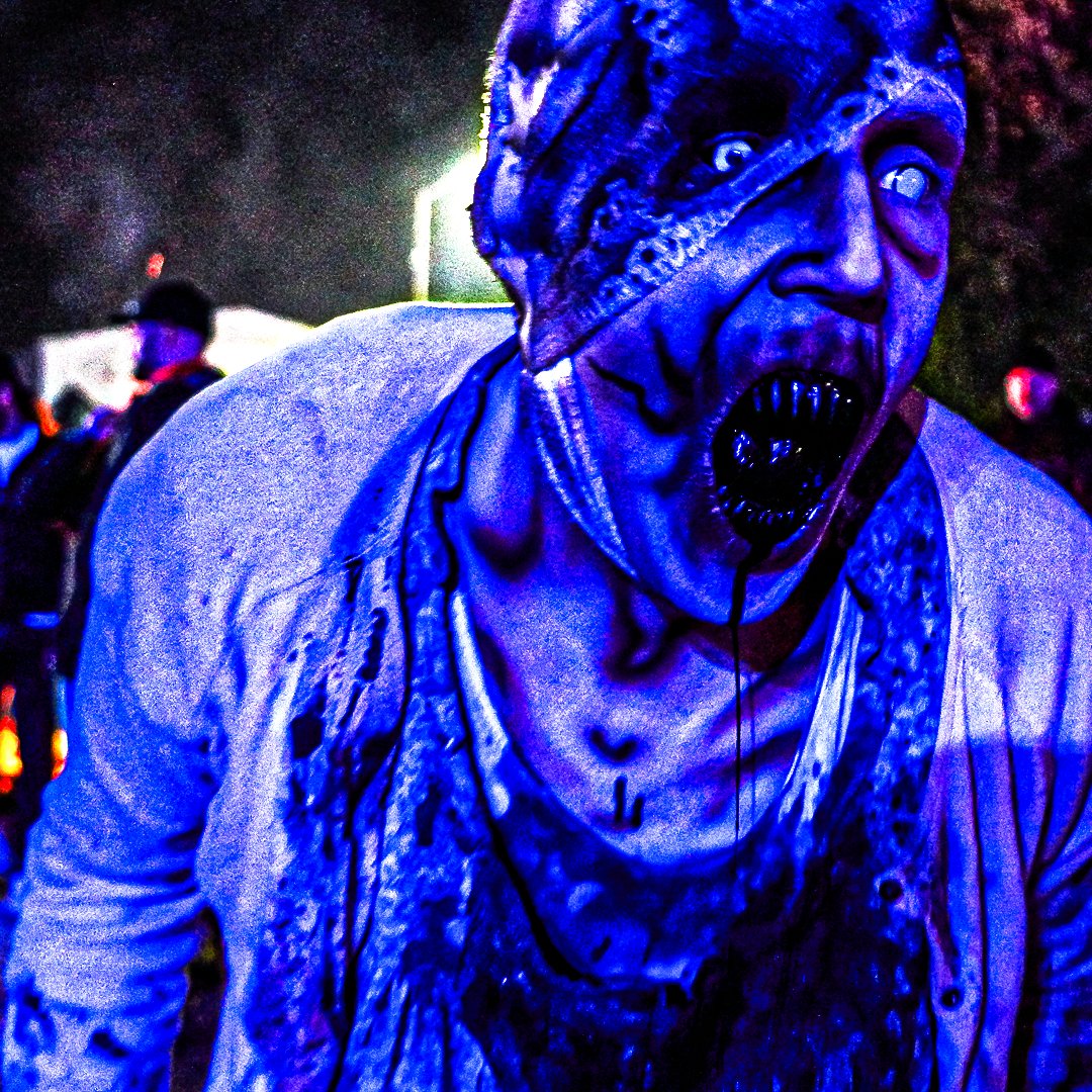 MKEHHE's tweet photo. Last weekend at The Hill Has Eyes was unforgettable, chilled weather, terrorized trails, and screams echoing thru every acre.

The FINAL WEEKEND is here.
After that, the Hill goes dark.

If you’ve been waiting, this is your LAST CHANCE.
https://t.co/9GYyVd1yUl https://t.co/K8XmRJEqlK