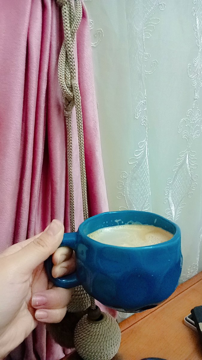 كل محس الدنيا قاسيه بشتري مج جديد how I love being a women