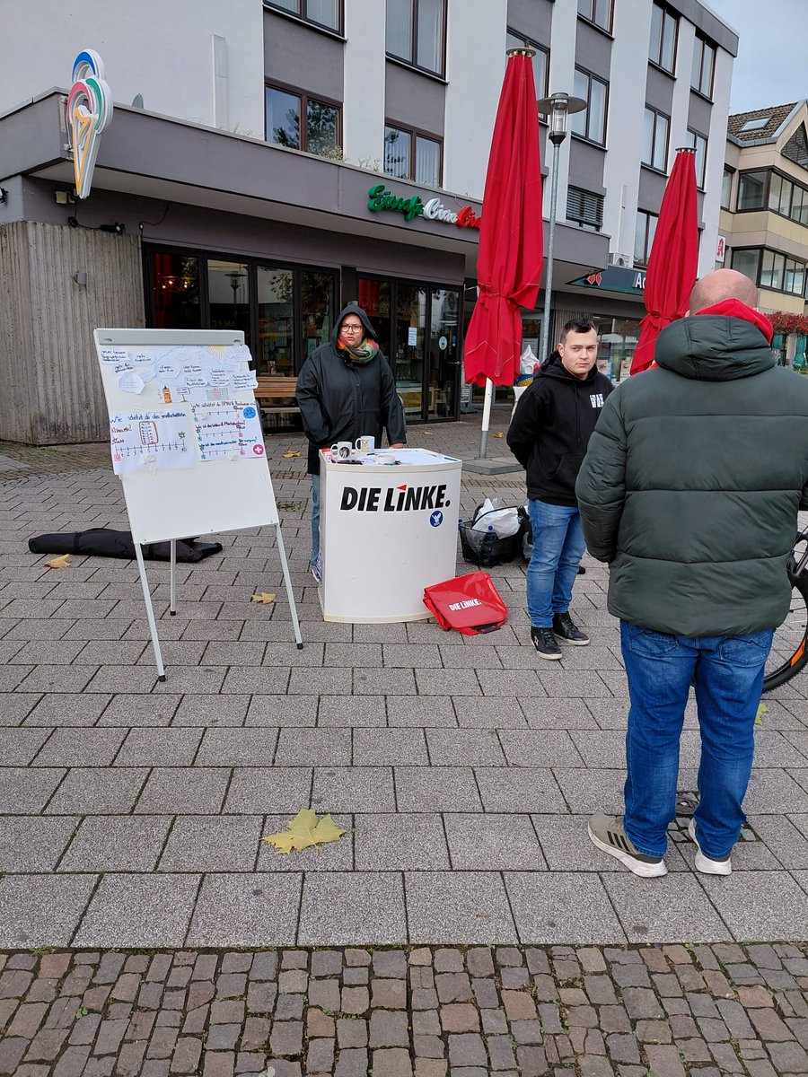 So schön war es bei unserem Austausch-Infostand!Komm auch Du am 7.11. zwischen 9.30 Uhr und 13 Uhr am Puiseauxplatz in Nieder-Roden vorbei und erzähle uns Deine Wünsche für Rodgau! Wir hören zu und ein paar nette Geschenke haben wir auch für Dich!  #kommunalpolitik #mietendeckel