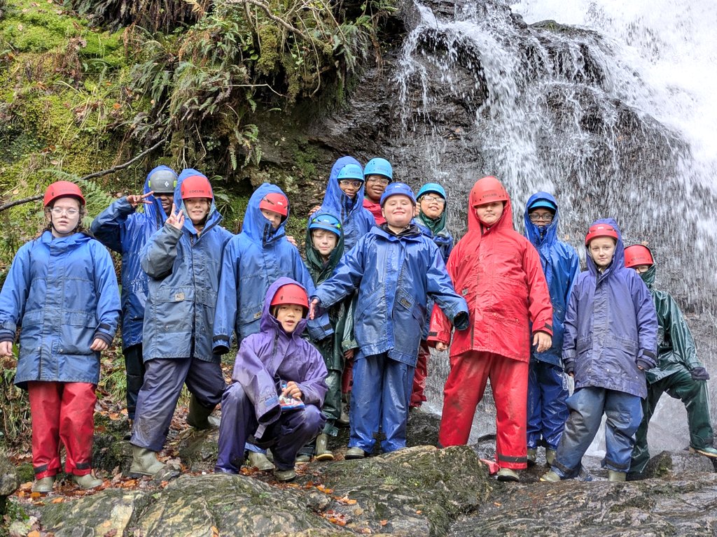 BlairvadachAndy's tweet photo. Off for a day at the #succothboulders for day two with my @HaghillTeam
Joining forces with @BlairvadachMr_T and both groups really trying their best and pushing their #comfortzones 💪
@BlairvadachOEC
#HaghillParkBV25 https://t.co/qnf5dvsRX0