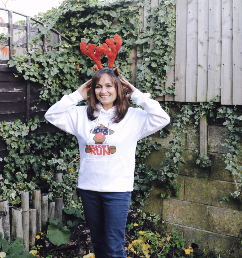 SUPER DELIGHTED <a href="/Sue_Charles/">Sue Charles</a>  BBC 🏴󠁧󠁢󠁷󠁬󠁳󠁿 Presenter and Local Resident 🏡 Will be our Official Reindeer Run 🔴 Race Starter 💥 So Join Sue on the Start Line 👉 and SIGN UP HERE 👇 reindeer-run.co.uk for the perfect Start to your Festive Season🎄🎁🎀 <a href="/DerekTheWeather/">Derek Brockway - weatherman</a> <a href="/WyburnWayne/">WYBURN & WAYNE 🏴󠁧󠁢󠁷󠁬󠁳󠁿</a>