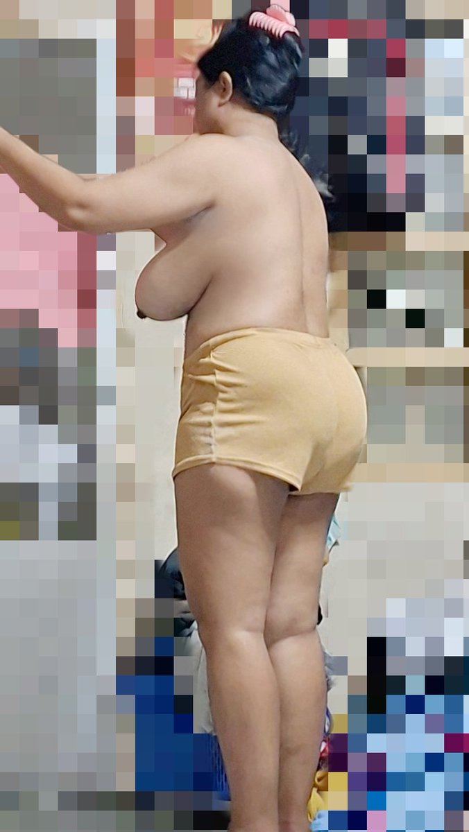 ตอนยืนยังไม่เท่าไหร่ แต่นอนนี่สิ  
#สัตว์เลี้ยงตัวเมีย