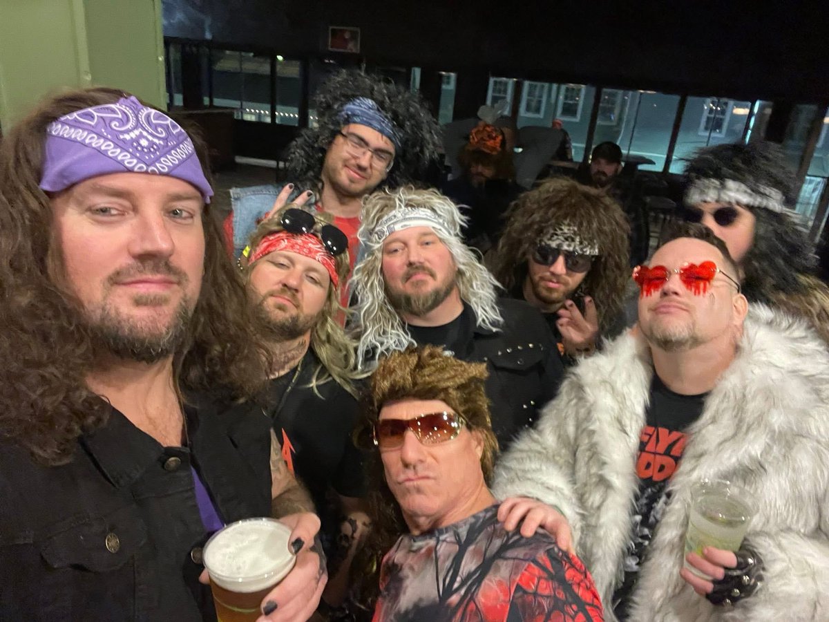 dangerzoneatth1's tweet image. @Steel_Panther  at @CasinoBallroom  was a movie sat night #steelpanther #chromecougar #communityproperty