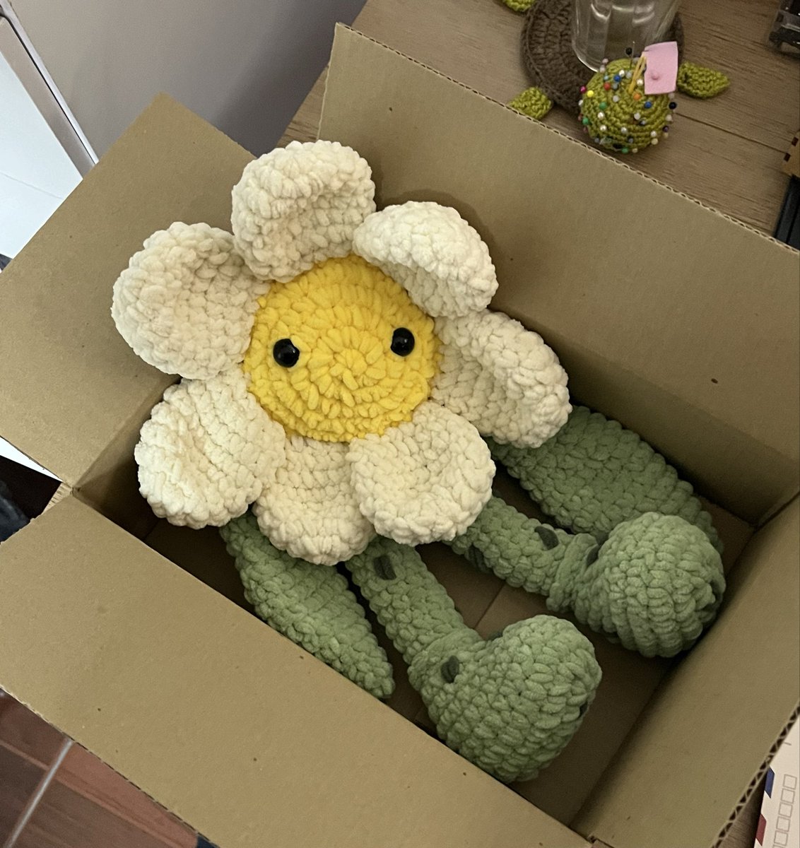 lilicadocroche's tweet photo. @jikishxdow oiiii! eu sou a lilica e faço crochezinhos legais! agenda aberta janeiro 2026! 🤍 https://t.co/8mXWBlBzOv
