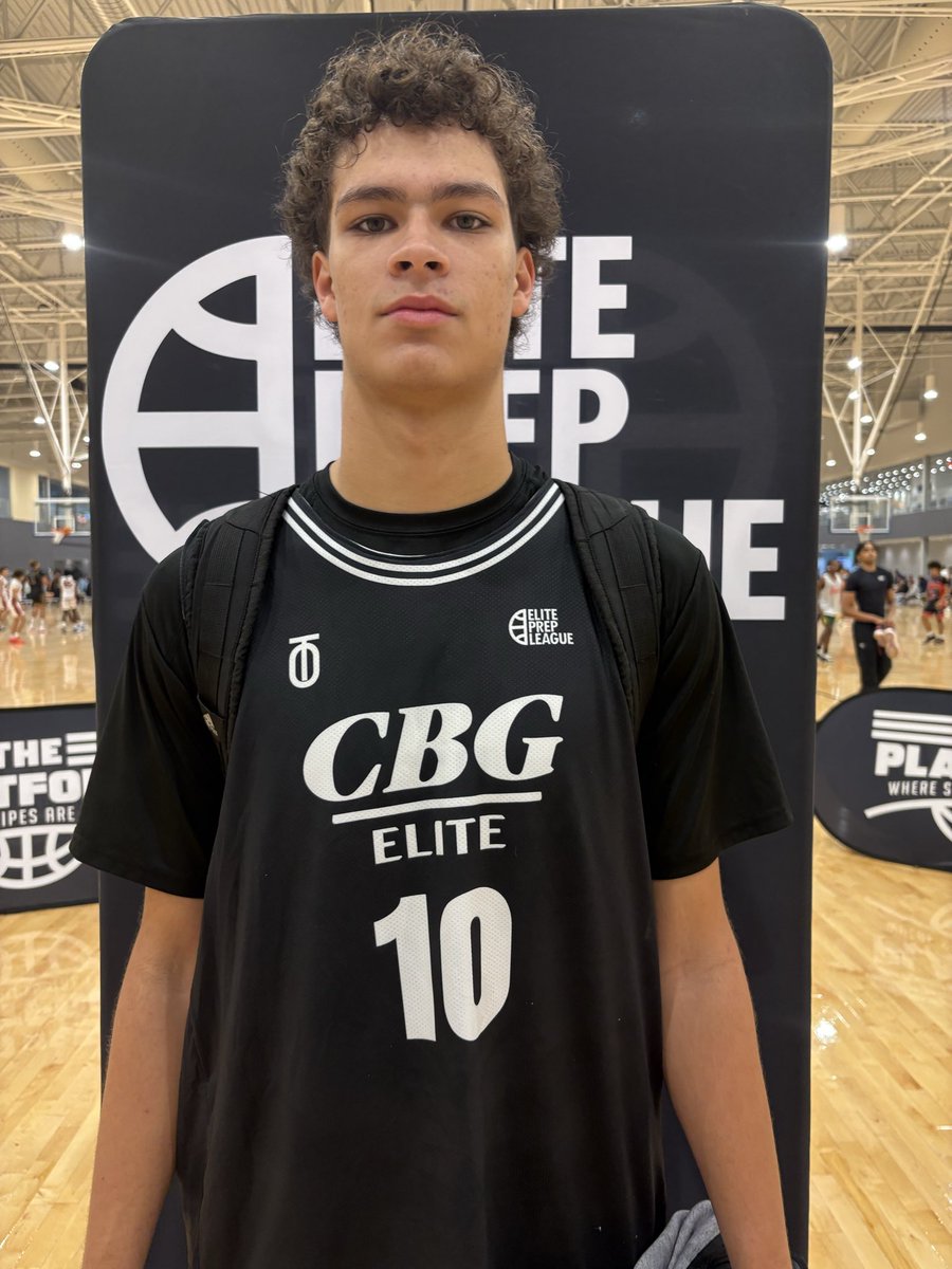 Highfill Hoops Spotlight | CBG Fall Finale
6’7 F Gart Heller (Powhatan ‘26) — continues to prove he’s one of the top available bigs in the 804.
Skilled low-post scorer with a smooth hook shot, strong rebounder, and versatile defender who can guard wings &amp; bigs.
Can also step out