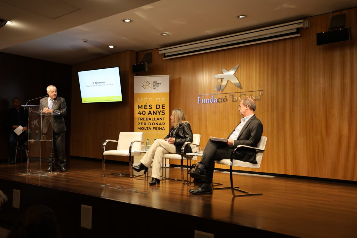 🤝 El <a href="/ConsorciZF/">Consorci de la Zona Franca de Barcelona</a> reafirma el seu compromís amb la transformació social recolzant la 28a edició dels #PremisJosepMPiñol d’ <a href="/AccioSolidaria/">Acció Solidària Contra l'Atur</a>
🏆 Hem patrocinat el premi a la millor iniciativa innovadora, atorgat al projecte REDÓ: Construcció Circular i Sostenible, que aposta per