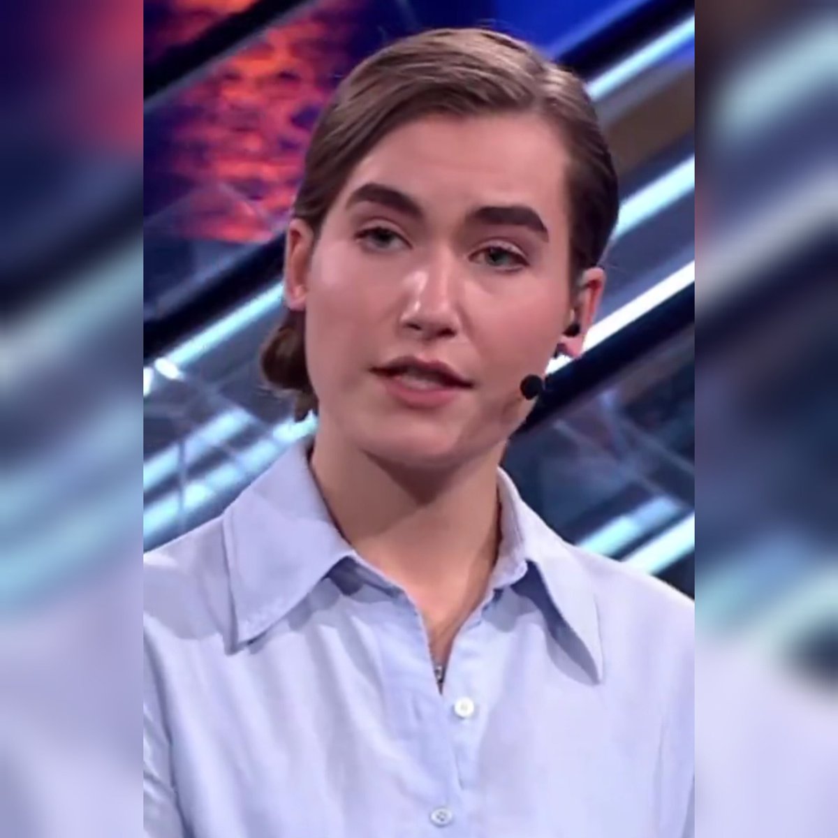 Lidewij de Vos komt verreweg als sterkst uit de bus bij #hetdebat vandaag!
De enige die voor Nederland opkomt ook! 
Lidewij is GEWELDIG! 

Doe een ❤️ &amp; RT als je het eens bent!