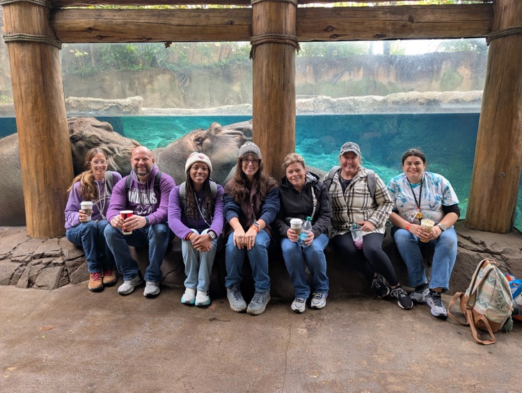 M19_MES's tweet image. MES First grade had a wildly fun time exploring the zoo!🐻🦛🦁 #MESProud  #19EveryStudent