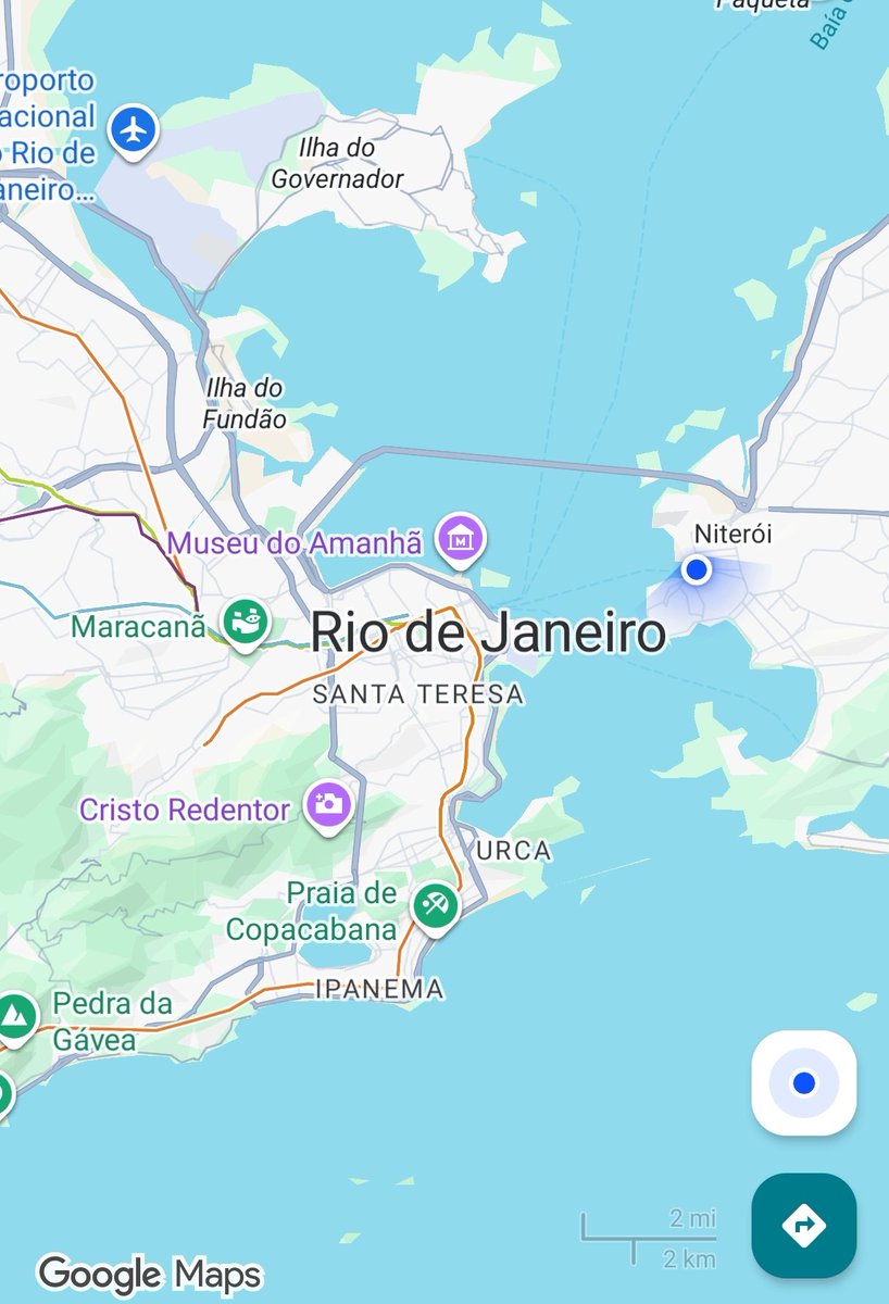 Acabo de atravessar o estreito de Bósforo e me encontro na parte asiática de Istambul 🥹