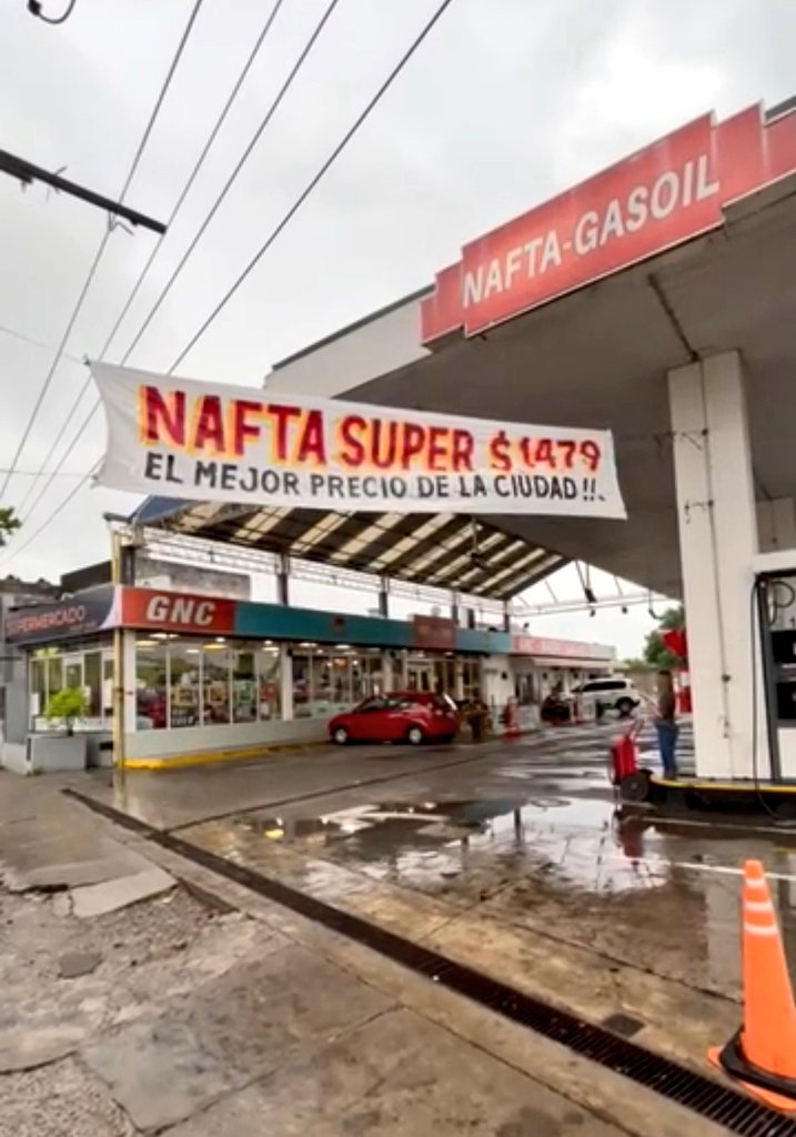 PreciosRosario2's tweet photo. #NaftaEnRosario ⛽️
🗣 "EL MEJOR PRECIO DE LA CIUDAD"
📍 #Ricon Uriburu 2010
💰 $1.479 Nafta Súper
💰 $619 M³ GNC
#FotoTestigo 📸