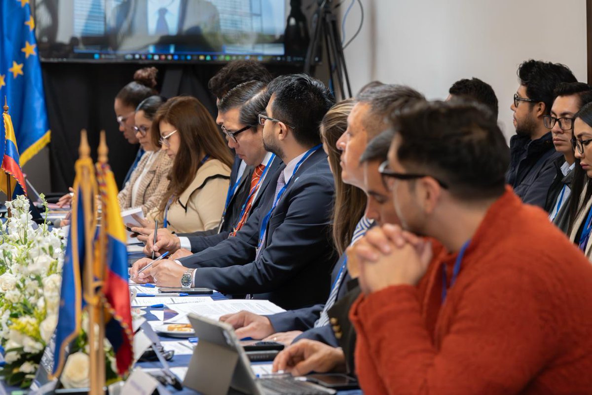 UE en Ecuador 🇪🇺 (@ueenecuador) on Twitter photo 🔹 Arranca la V Mesa Técnica de Seguridad entre la 🇪🇺 #UniónEuropea y 🇪🇨 #Ecuador, un espacio de diálogo y acción conjunta para fortalecer la cooperación en materia de #Seguridad, #Justicia y #DerechosHumanos 🤝para combatir el crímen organizado transnacional en el marco de la 🔹 Arranca la V Mesa Técnica de Seguridad entre la 🇪🇺 #UniónEuropea y 🇪🇨 #Ecuador, un espacio de diálogo y acción conjunta para fortalecer la cooperación en materia de #Seguridad, #Justicia y #DerechosHumanos 🤝para combatir el crímen organizado transnacional en el marco de la