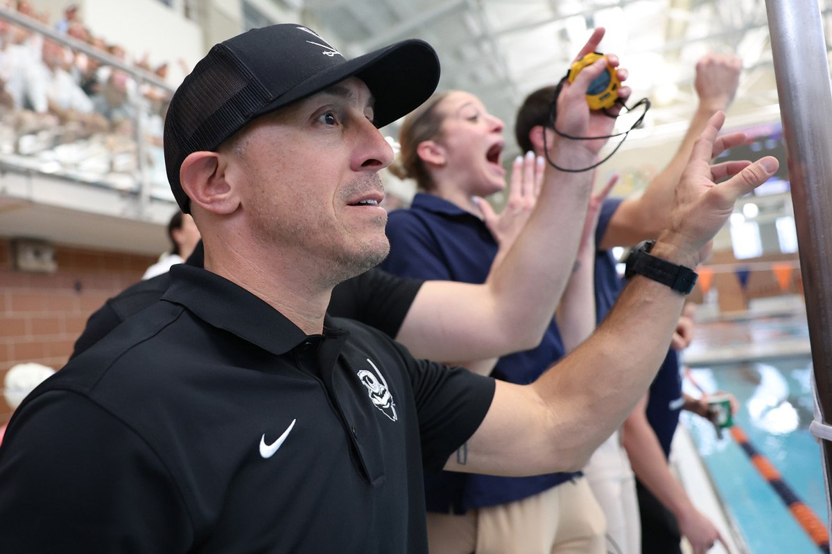 swimupdates's tweet photo. UVA Head Coach Todd DeSorbo reveals that during a recruiting home visit to Keller, SwimSwam #2 recruit Maximus Williamson's mother "pulled a fast one" on him and left him thinking there was "no shot" they would secure Williamson's commitment. 

#GoHoos https://t.co/QmP7XE4jg4