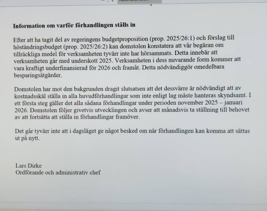 Utskick från Arbetsdomstolen idag och allt framstår än mer absurt än igår. Jag kan inte komma på någon historisk eller geografisk parallel. Var och när har man egentligen stängt ned domstolar för att det saknas pengar?