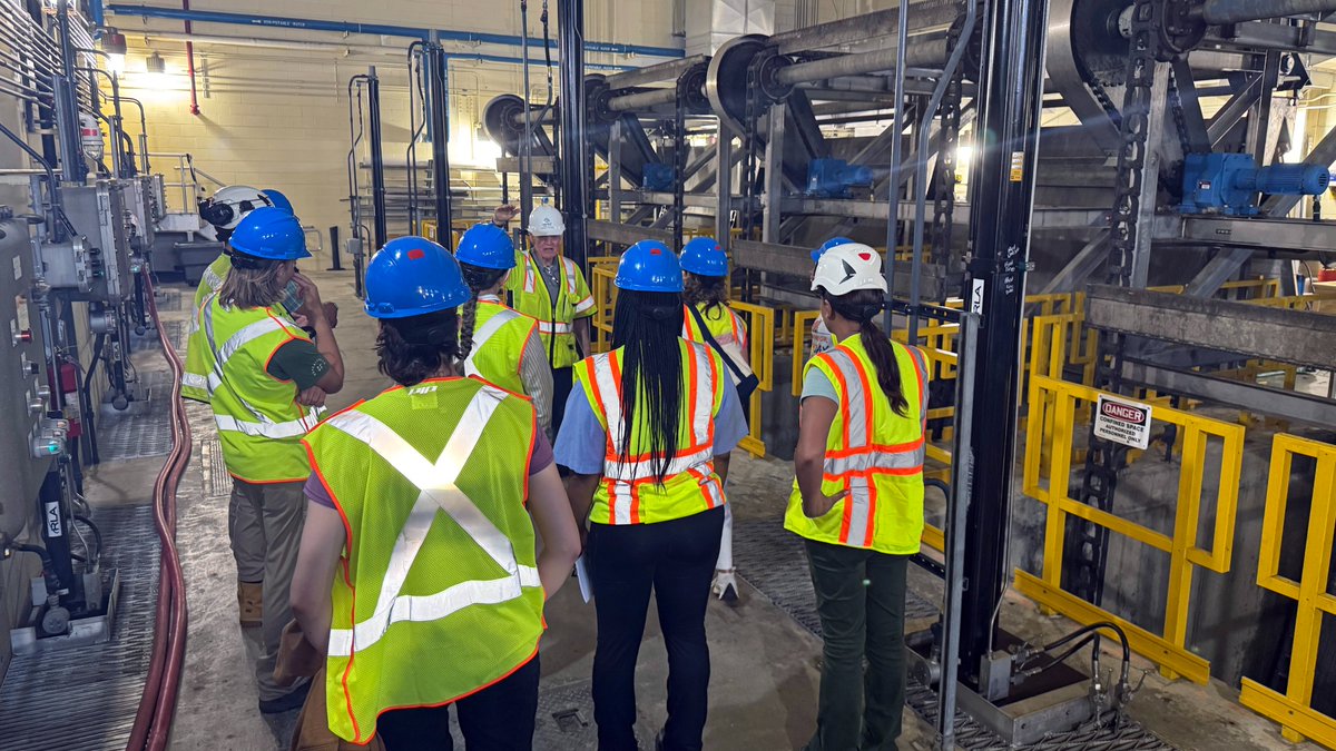 woodardcurran's tweet image. Our operations team hosted @BOSTON_WATER interns at the Union Park Pump Station for a tour of the systems that protect Boston Harbor &amp;amp; the South End from #flooding, while showcasing the dedication our team has brought to this project since 2000! #WorkForWater #FutureOfWater